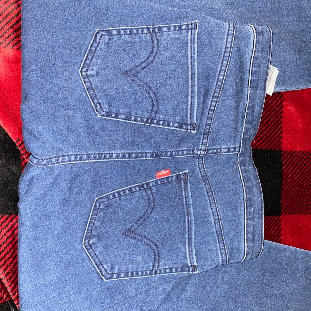 Levi’s Runaround Super Skinny